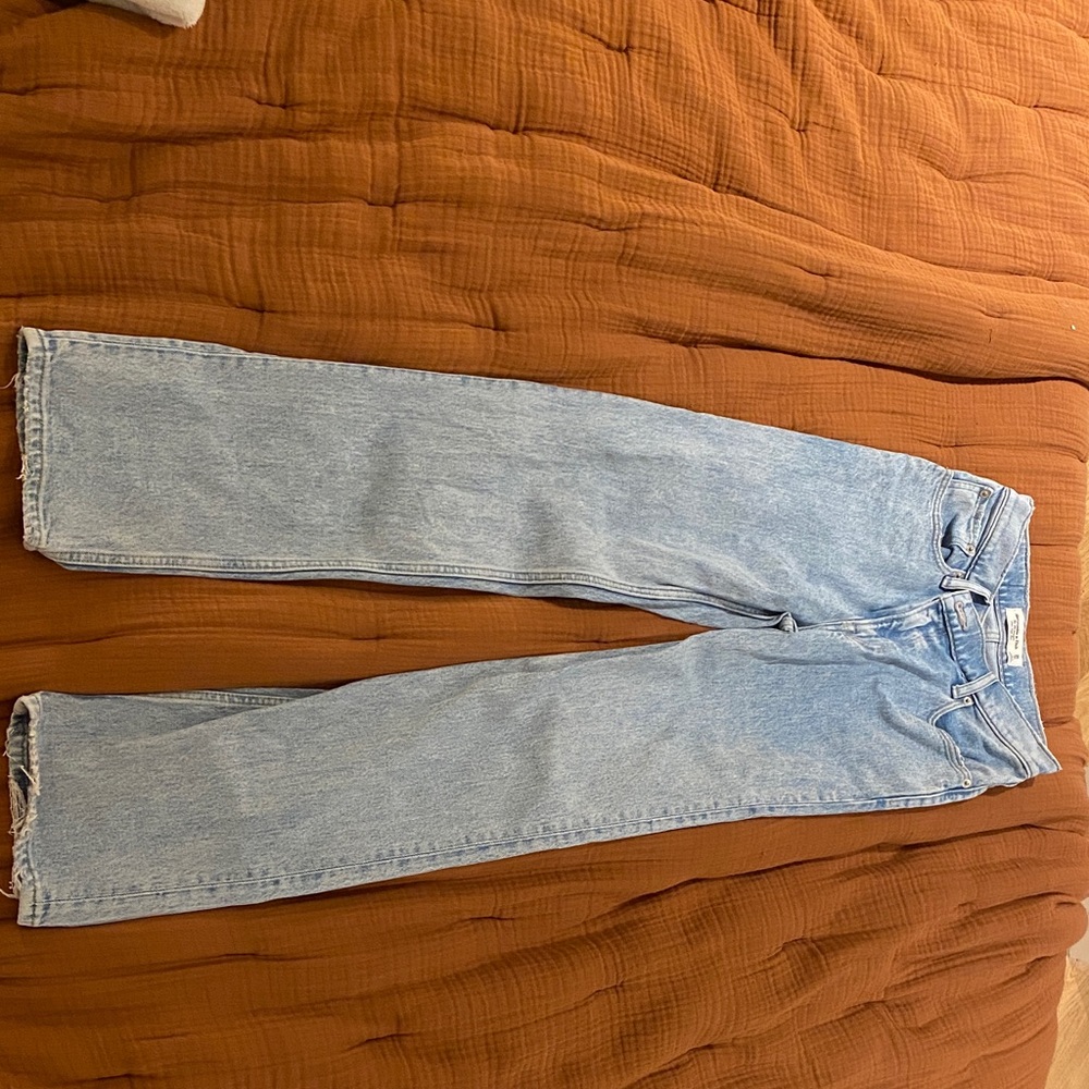 Abercrombie & Fitch Ultra High Rise Denim